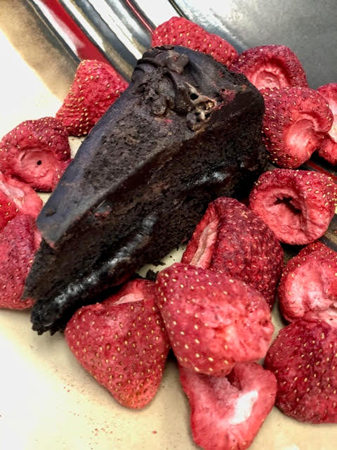 Freeze Dried Strawberries and Chocolate Cake Combo Box - Image 3